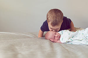 Vancouver_Newborn_Photography_Siblings